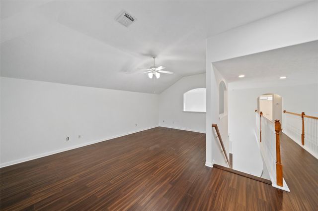 27 New Dawn Pl, The Woodlands, TX 77385