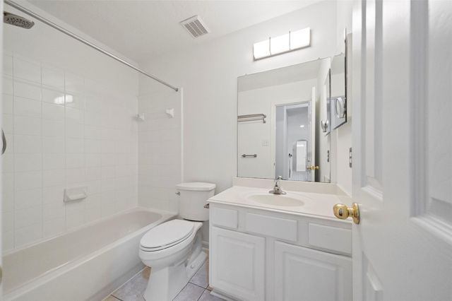 27 New Dawn Pl, The Woodlands, TX 77385