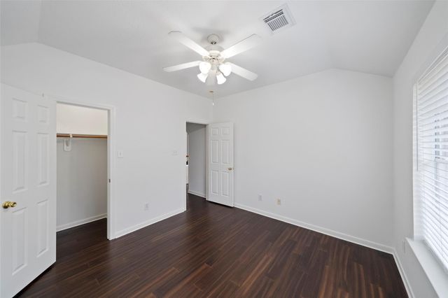 27 New Dawn Pl, The Woodlands, TX 77385