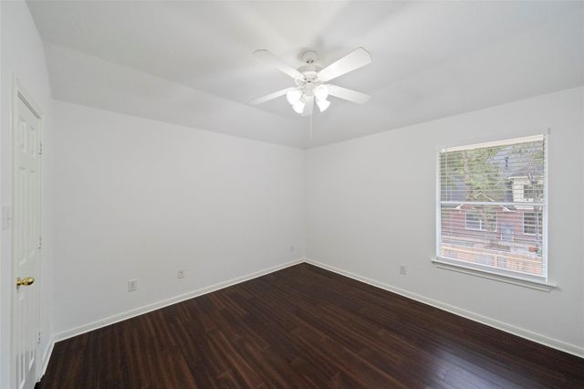27 New Dawn Pl, The Woodlands, TX 77385
