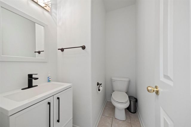 27 New Dawn Pl, The Woodlands, TX 77385