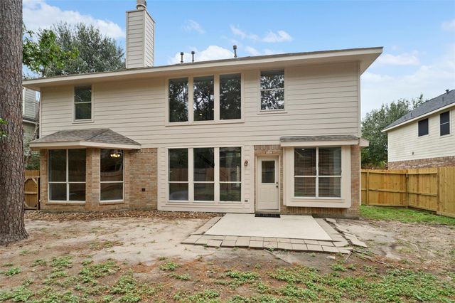 27 New Dawn Pl, The Woodlands, TX 77385