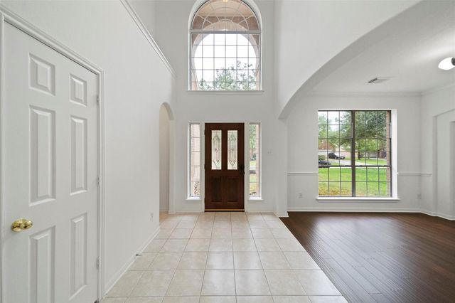 27 New Dawn Pl, The Woodlands, TX 77385