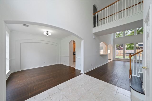 27 New Dawn Pl, The Woodlands, TX 77385