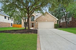 27 New Dawn Pl, The Woodlands, TX 77385