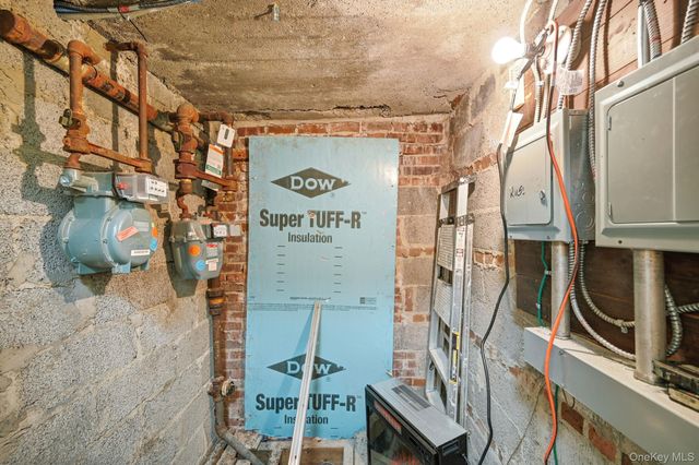 1100 Neill Avenue, Bronx, NY 10461