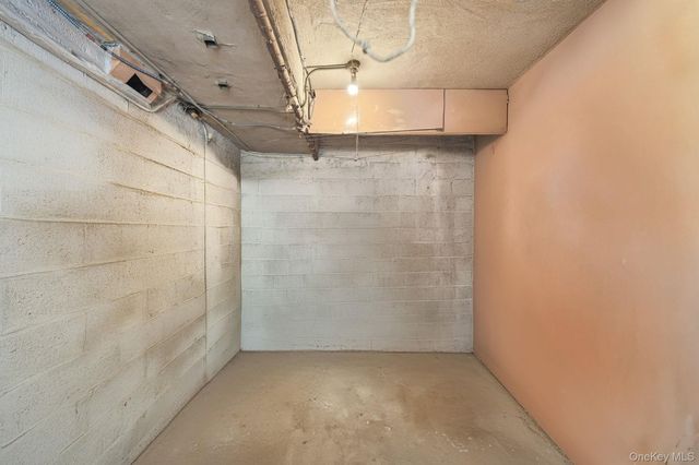 1100 Neill Avenue, Bronx, NY 10461