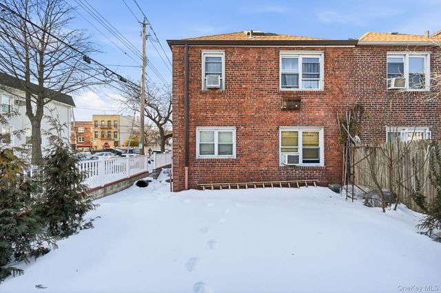 1100 Neill Avenue, Bronx, NY 10461