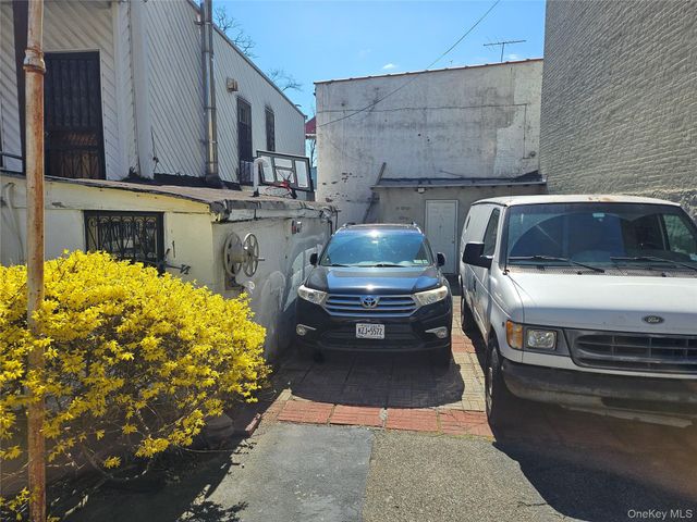 956 Hegeman Avenue, Brooklyn, NY 11208