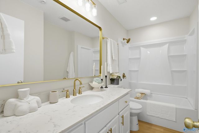 4001 SW Newson Road SW, Huntsville, AL 35805