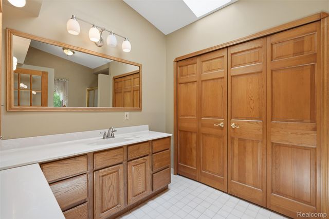 27967 Galien Drive, Lyon Charter Township, MI 48178