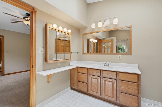 27967 Galien Drive, Lyon Charter Township, MI 48178