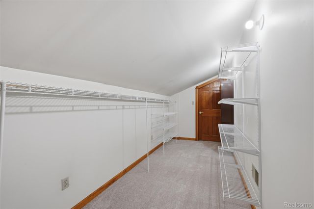 27967 Galien Drive, Lyon Charter Township, MI 48178