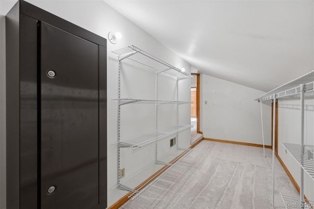27967 Galien Drive, Lyon Charter Township, MI 48178