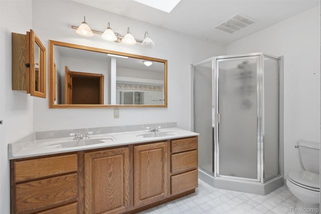27967 Galien Drive, Lyon Charter Township, MI 48178