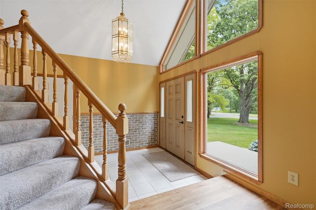 27967 Galien Drive, Lyon Charter Township, MI 48178