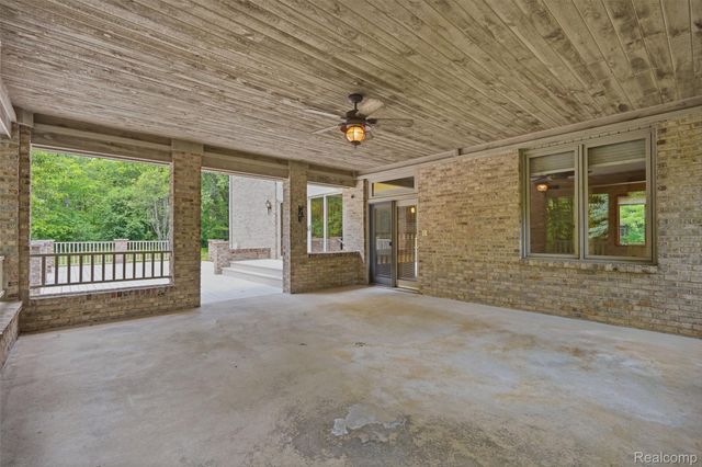 27967 Galien Drive, Lyon Charter Township, MI 48178