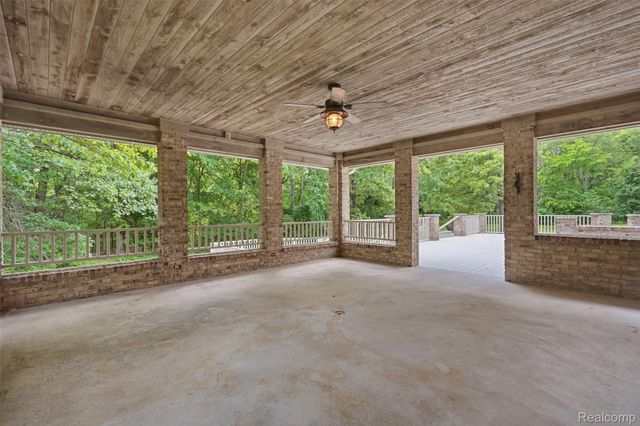 27967 Galien Drive, Lyon Charter Township, MI 48178