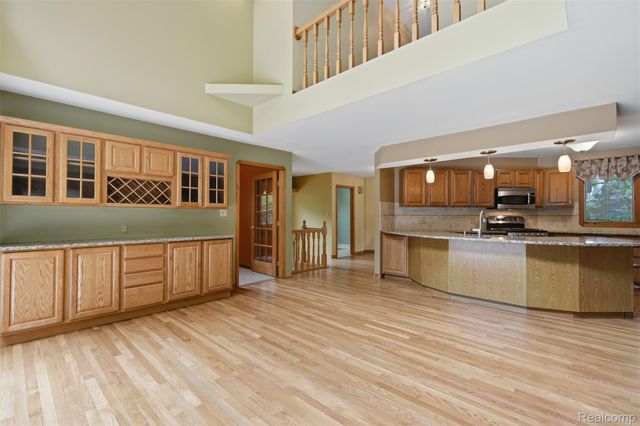 27967 Galien Drive, Lyon Charter Township, MI 48178