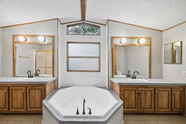 9554 Hindo Drive, Conroe, TX 77303