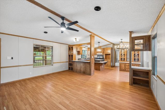 9554 Hindo Drive, Conroe, TX 77303