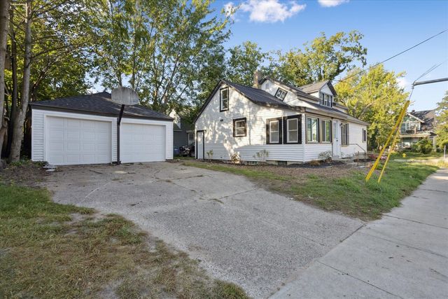 100 Dwight Avenue, Grand Rapids, MI 49506