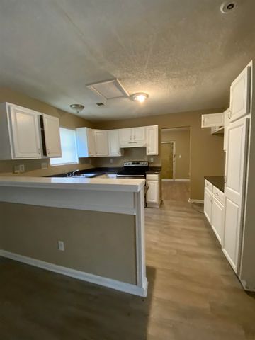4807 ROYAL RUN DR, Memphis, TN 38128