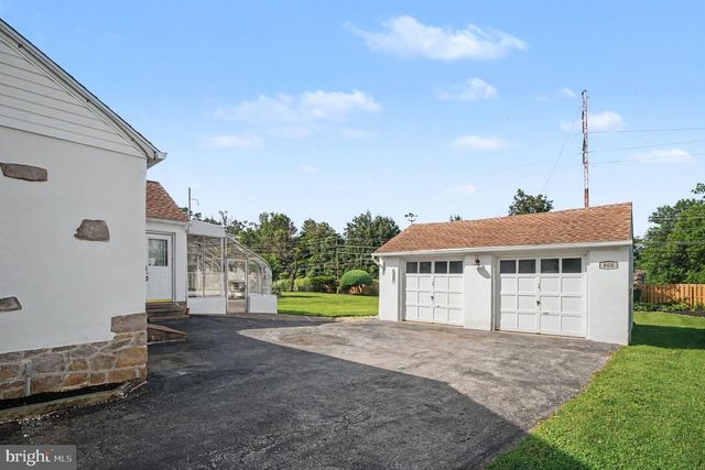908 E HAVERFORD RD, Bryn Mawr, PA 19010