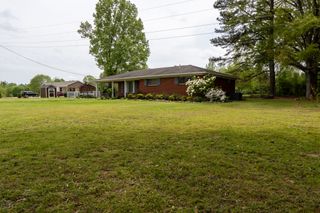 60 Sam Johnson Ln, Scotts Hill, TN 38374