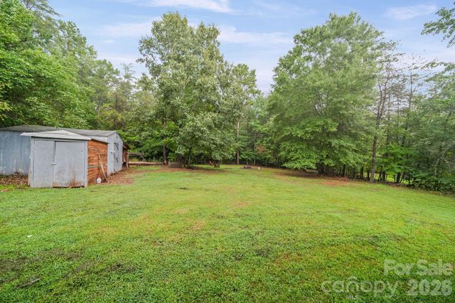 147 Island Terrace Road, Statesville, NC 28677