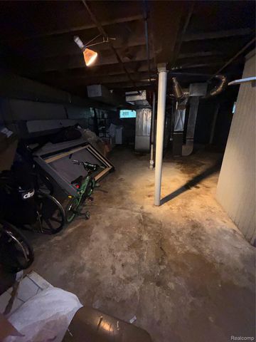 15381 Prairie Street, Detroit, MI 48238