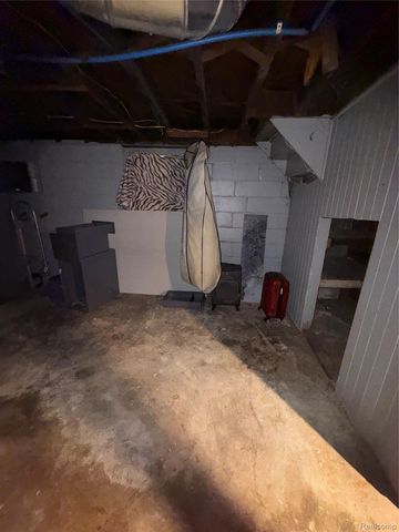 15381 Prairie Street, Detroit, MI 48238