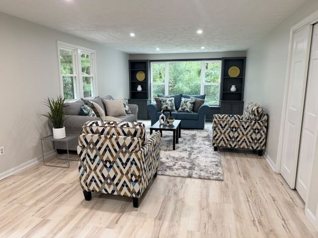 57 Purgatory Rd, Sutton, MA 01590