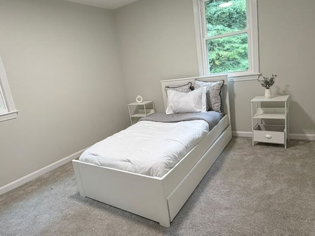 57 Purgatory Rd, Sutton, MA 01590