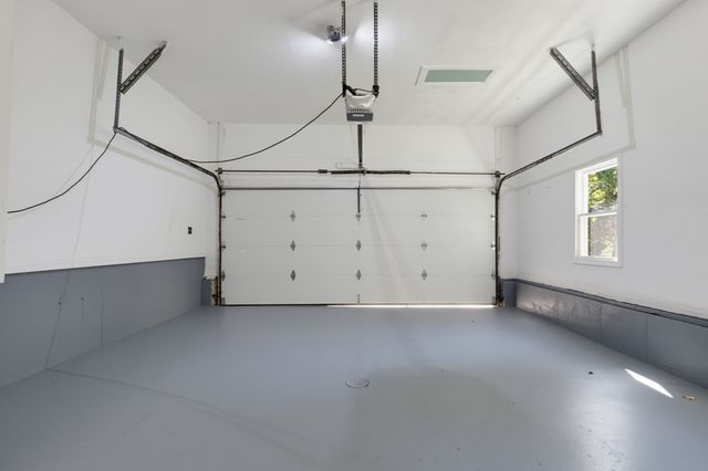 57 Purgatory Rd, Sutton, MA 01590