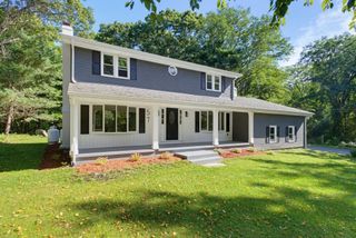 57 Purgatory Rd, Sutton, MA 01590