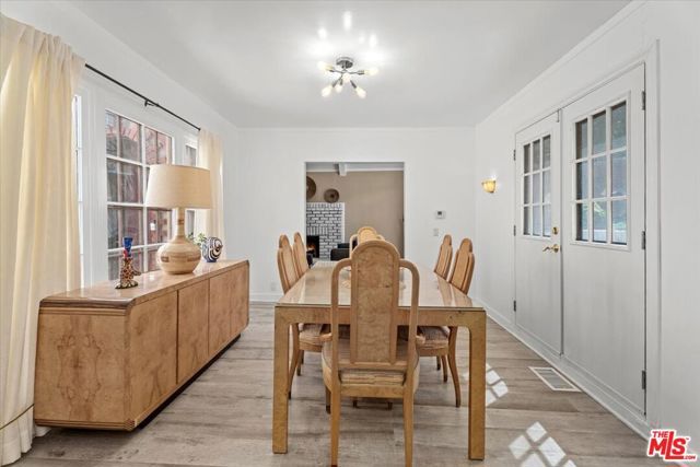 14440 Valley Vista Boulevard, Sherman Oaks, CA 91423