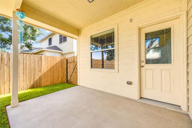 6030 Starbrook Creek Drive, Katy, TX 77494