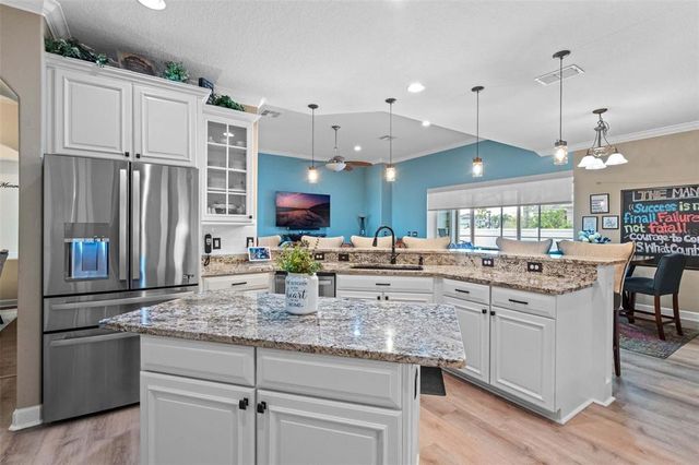 907 TIMBER ISLE DRIVE, Orlando, FL 32828