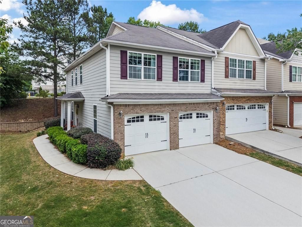 1509 Creek Bend Lane, Lawrenceville, GA 30043
