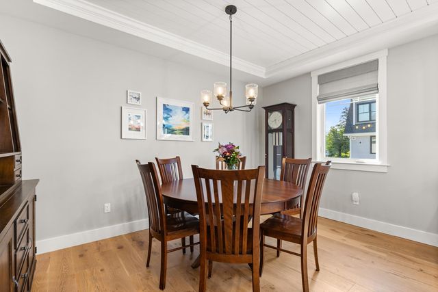 4 LITTLE BAY Drive, Dover, NH 03820