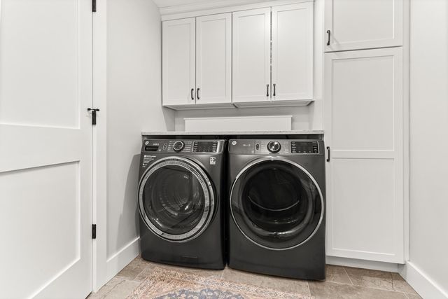 4 LITTLE BAY Drive, Dover, NH 03820