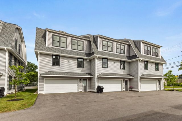 4 LITTLE BAY Drive, Dover, NH 03820