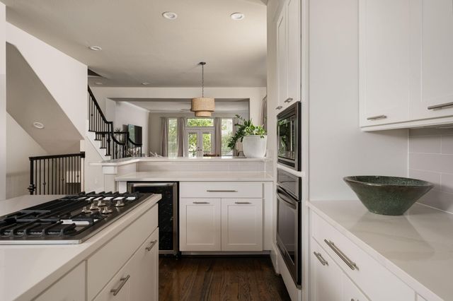 5733 Darling Street, Houston, TX 77007