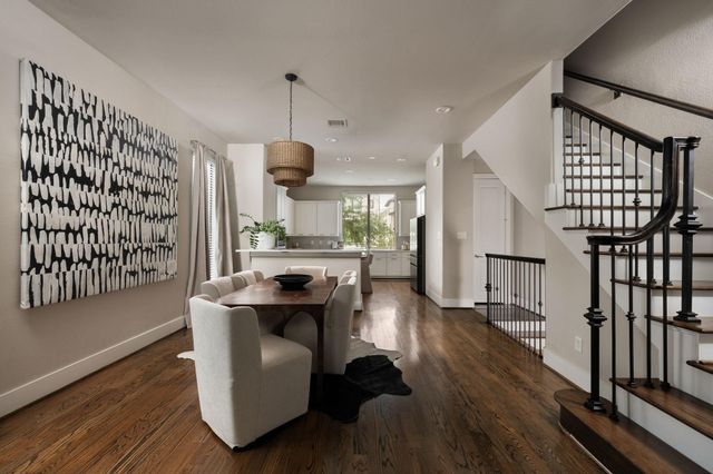 5733 Darling Street, Houston, TX 77007