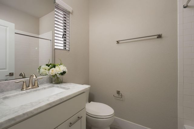 5733 Darling Street, Houston, TX 77007