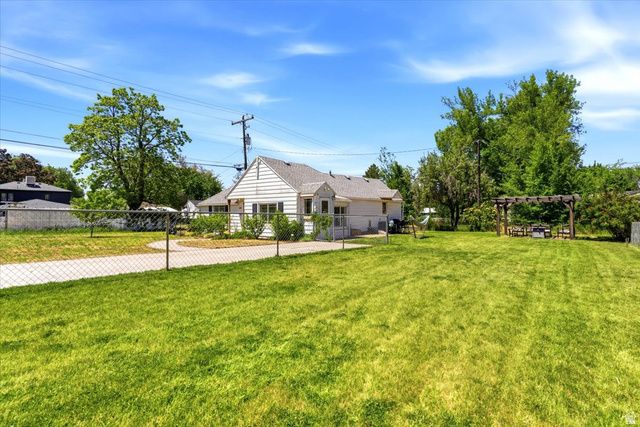 530 E 37TH ST, South Ogden, UT 84403
