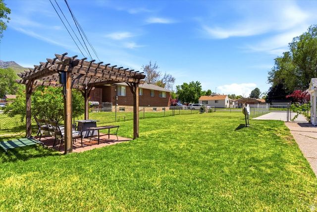 530 E 37TH ST, South Ogden, UT 84403