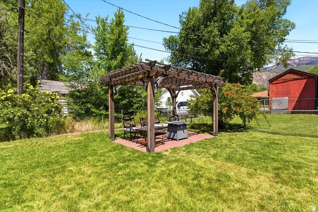 530 E 37TH ST, South Ogden, UT 84403
