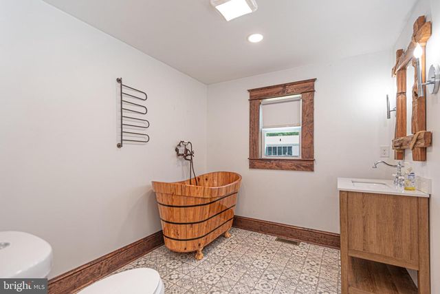 10850 CATHELL RD, Berlin, MD 21811
